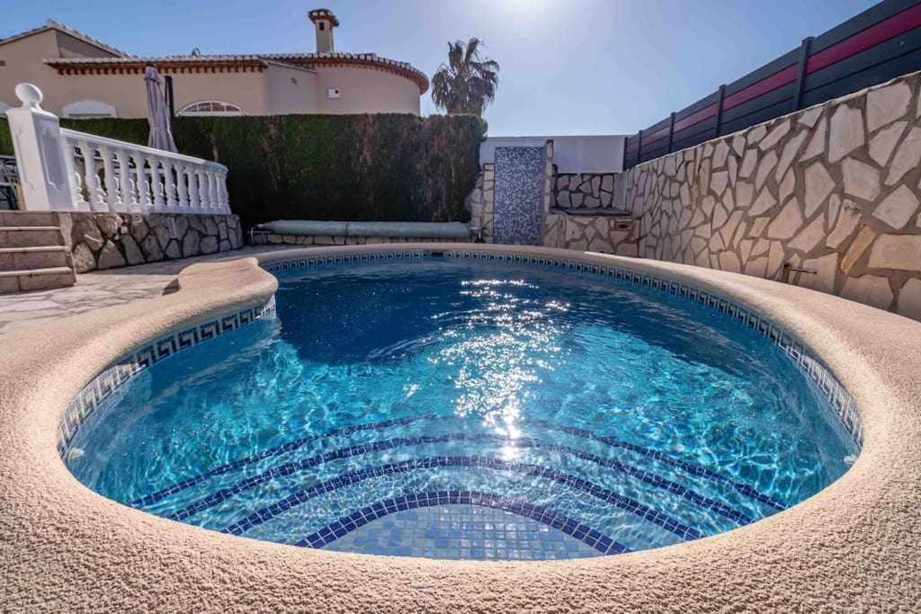 Paraiso Privado Con Piscina Villa Alqueries دينايا المظهر الخارجي الصورة