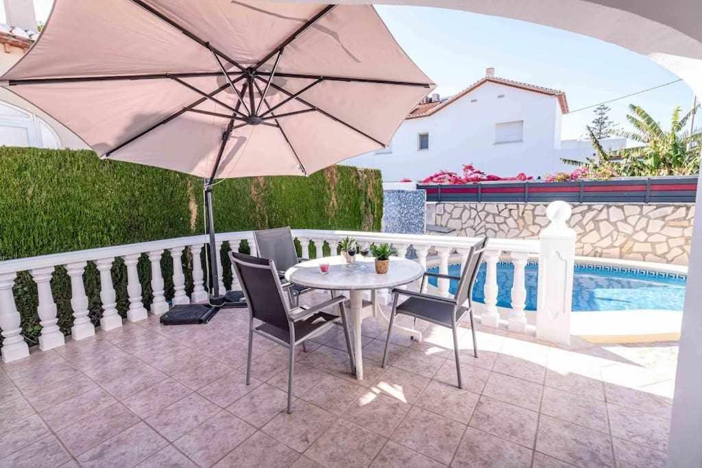 Paraiso Privado Con Piscina Villa Alqueries دينايا المظهر الخارجي الصورة