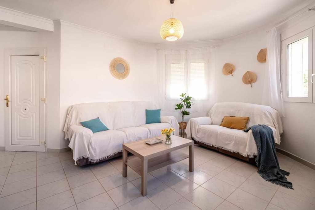 Paraiso Privado Con Piscina Villa Alqueries دينايا المظهر الخارجي الصورة